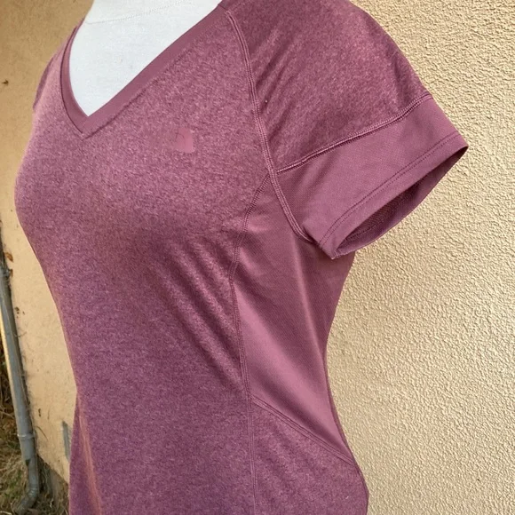 North Face Flash Dry T Shirt V Neck - Picture 4 of 10